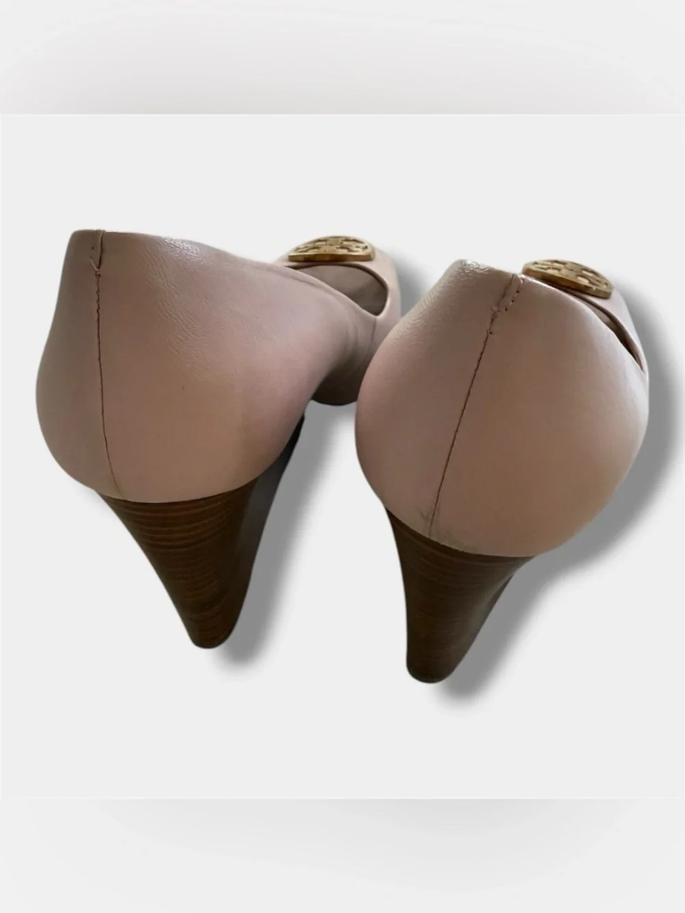 Tory Burch Pink Peep Toe Wedge Heels Gold Logo Medallion Size 8.5M
